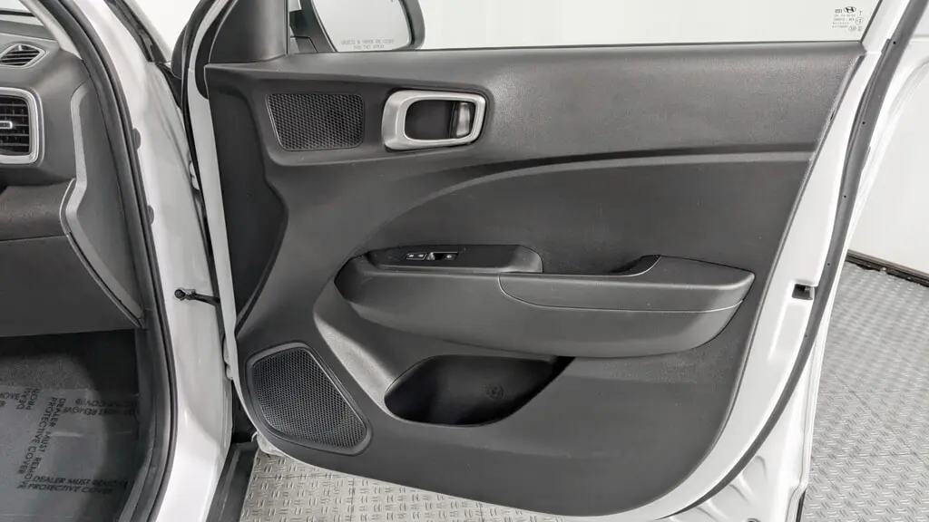 Florida Fine Cars - Used HYUNDAI VENUE 2025 ORLANDO SEL