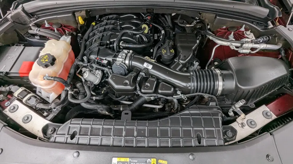2022 JEEP GRAND CHEROKEE L LAREDO photo 32