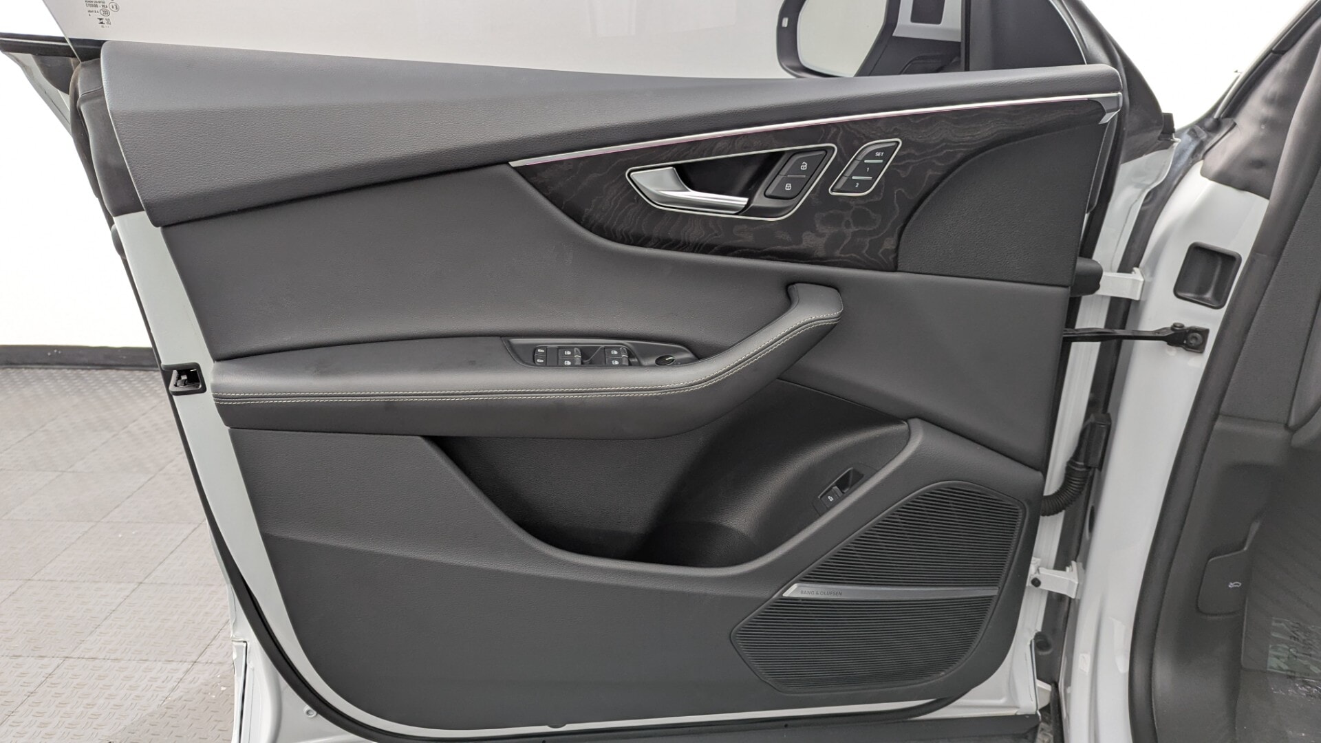 Florida Fine Cars - Used vehicle - SUV AUDI Q8 2023