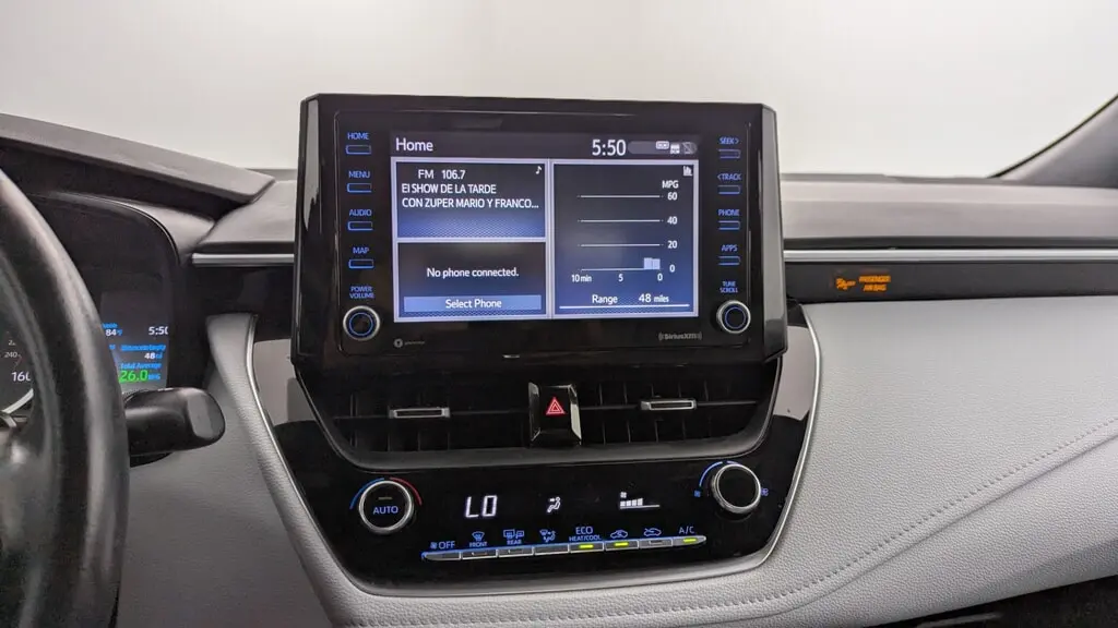 2022 TOYOTA COROLLA SE photo 26