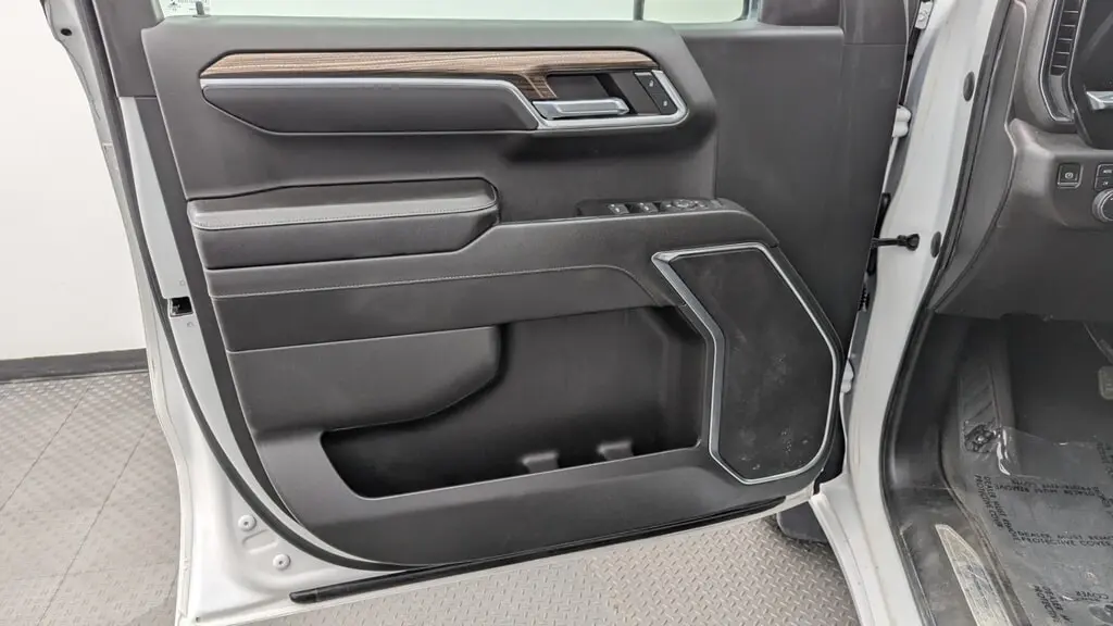 2023 CHEVROLET SILVERADO 1500 RST photo 12