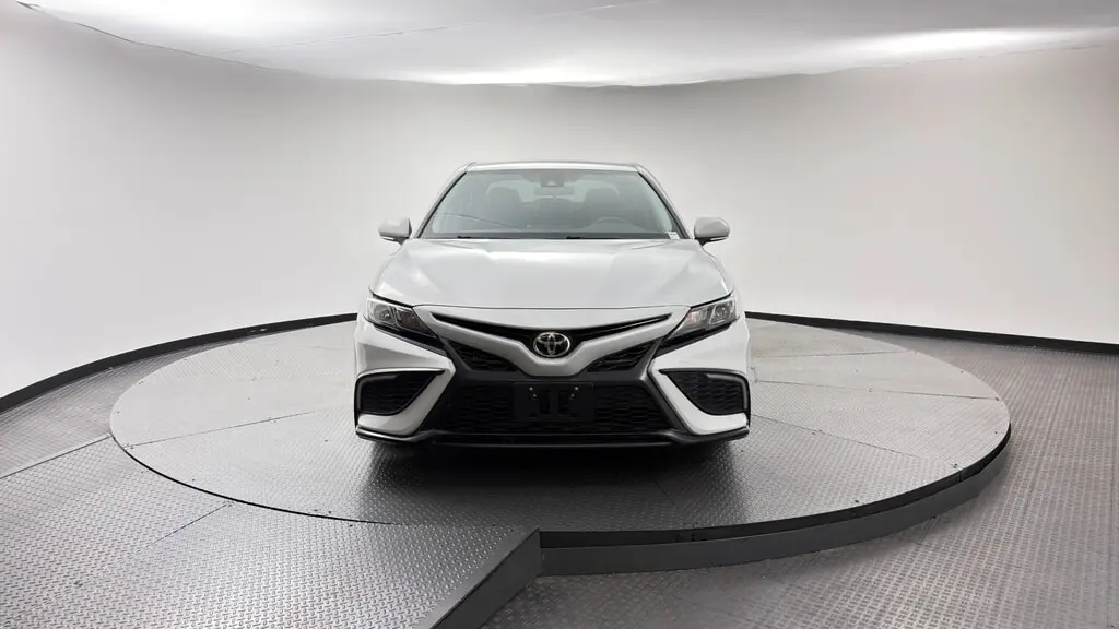 2022 TOYOTA CAMRY SE photo 11