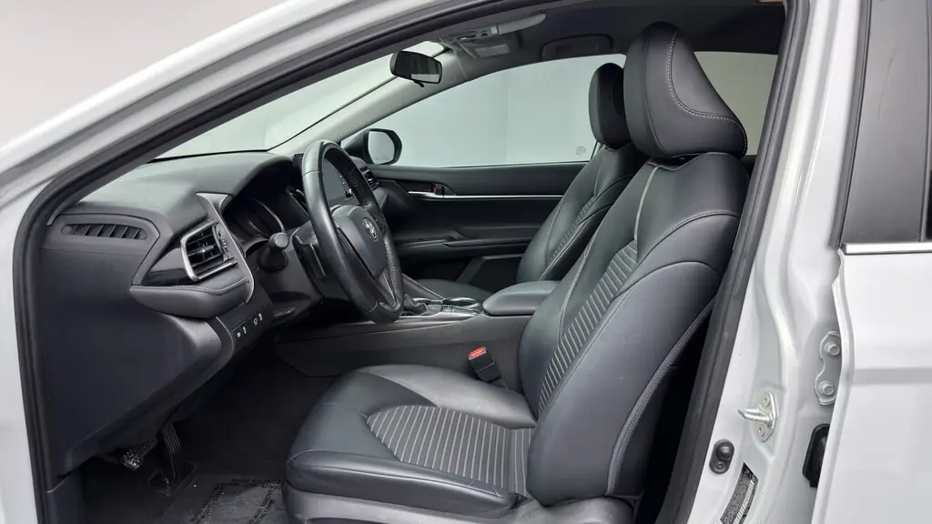 2022 TOYOTA CAMRY SE photo 13