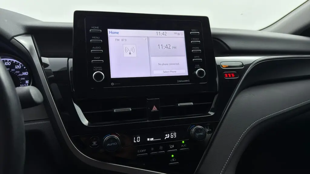 2022 TOYOTA CAMRY SE photo 28
