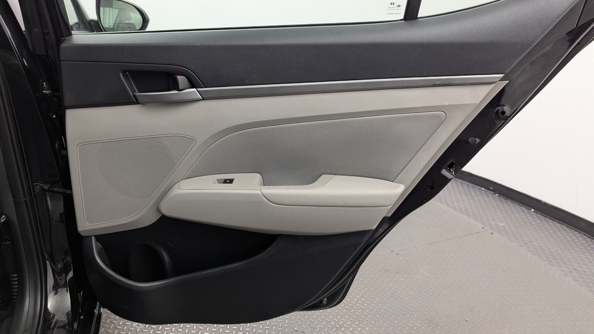 Florida Fine Cars - Used vehicle - SEDAN HYUNDAI ELANTRA 2017