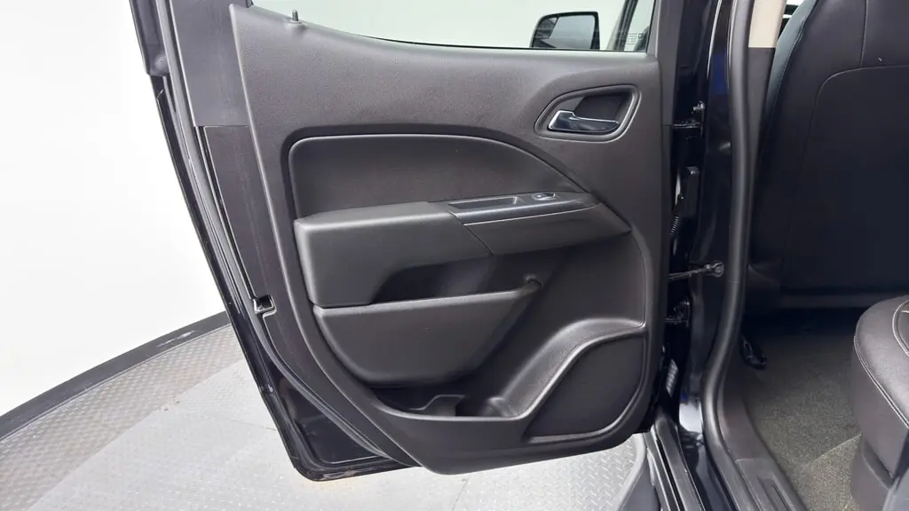 Florida Fine Cars - Used CHEVROLET COLORADO 2018 WEST PALM 4WD ZR2