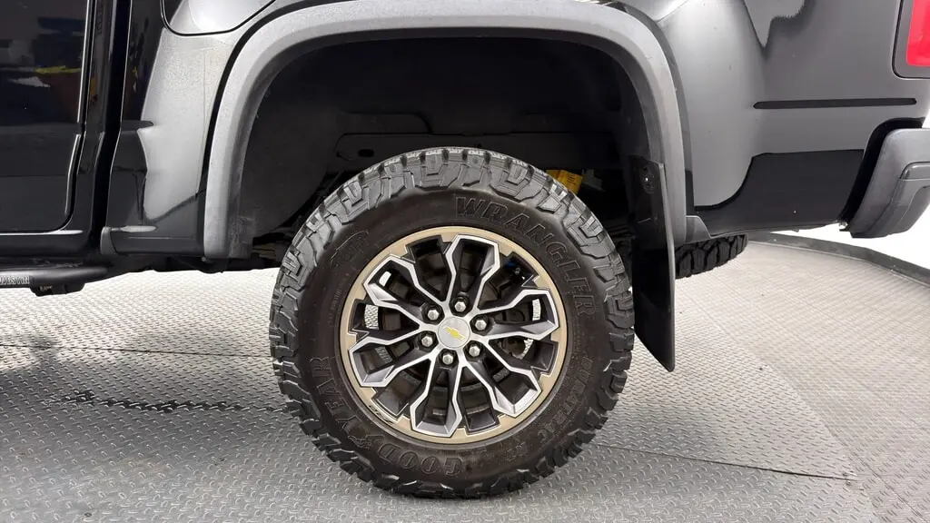 Florida Fine Cars - Used CHEVROLET COLORADO 2018 WEST PALM 4WD ZR2