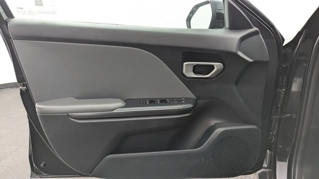 2025 KIA K4 LX photo 12