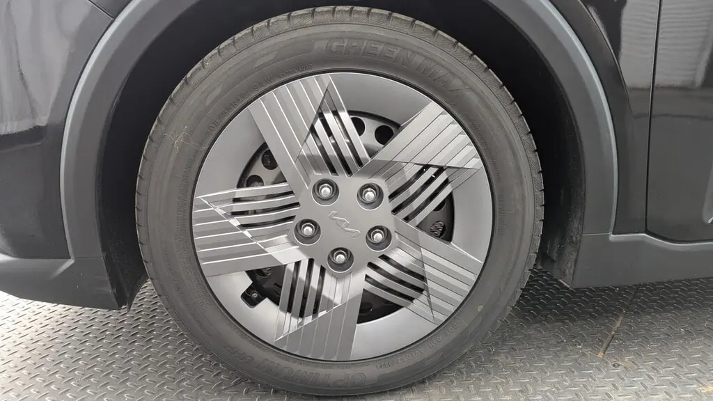 2025 KIA K4 LX photo 29