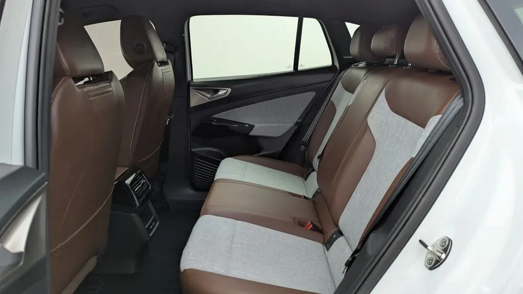 2023 VOLKSWAGEN ID.4 PRO photo 16