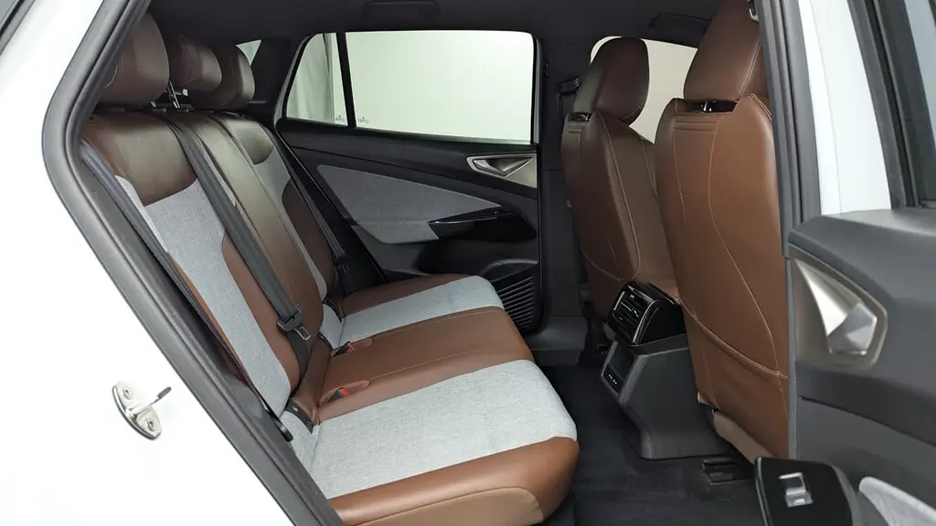 2023 VOLKSWAGEN ID.4 PRO photo 18