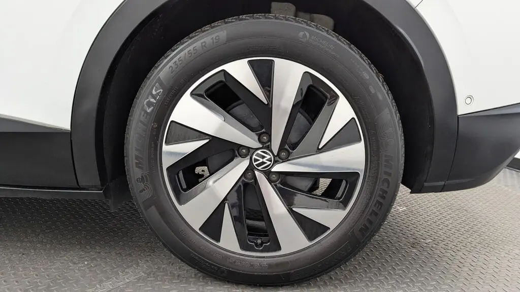2023 VOLKSWAGEN ID.4 PRO photo 30