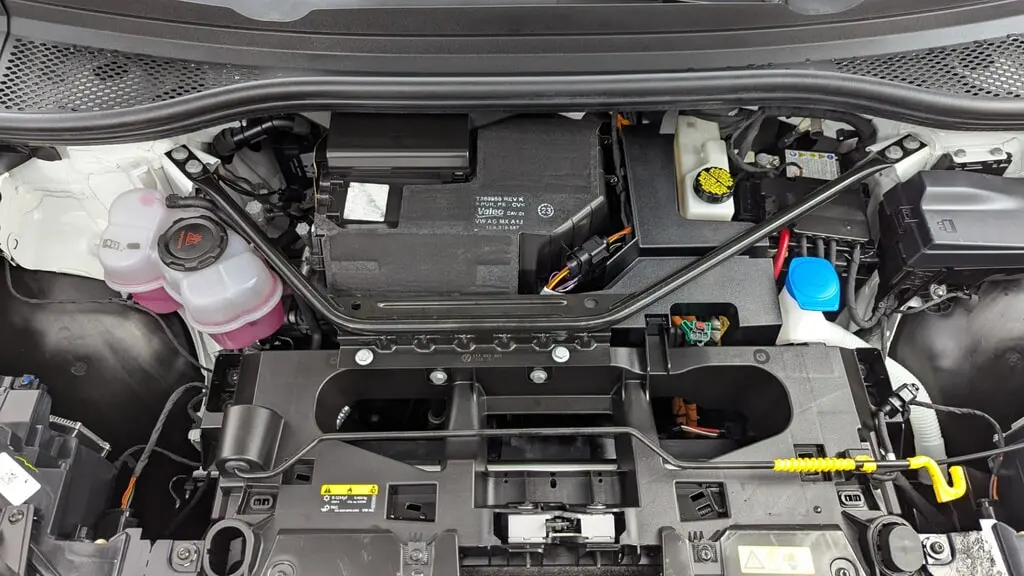2023 VOLKSWAGEN ID.4 PRO photo 31