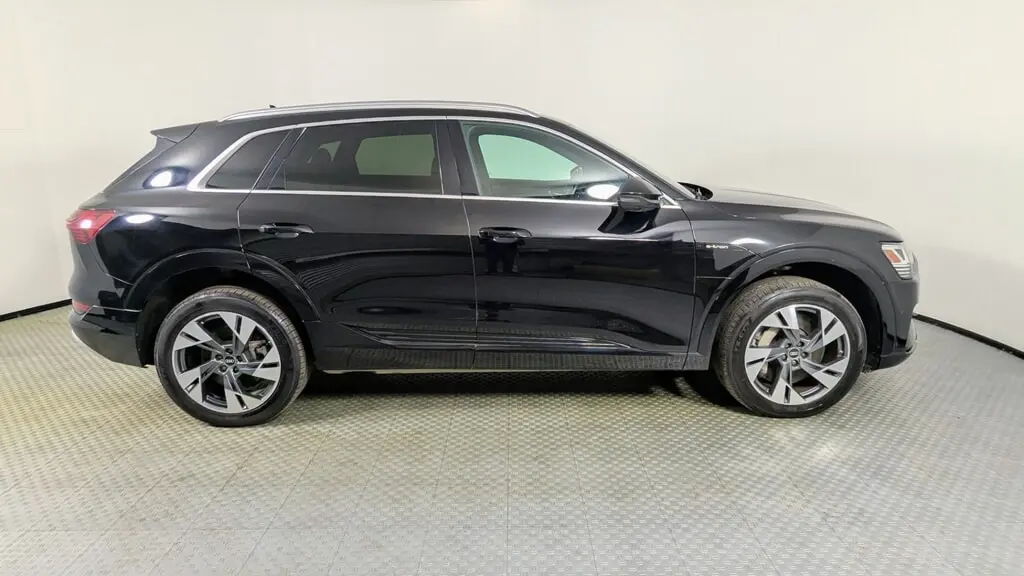 Florida Fine Cars - Used AUDI E-TRON 2022 ORLANDO PREMIUM PLUS