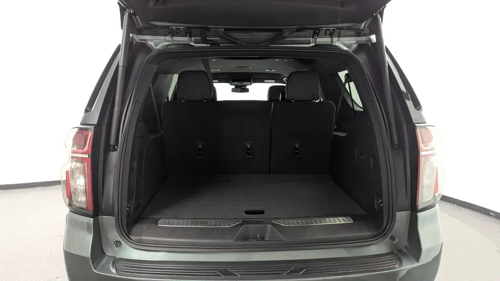 2023 CHEVROLET SUBURBAN PREMIER photo 17