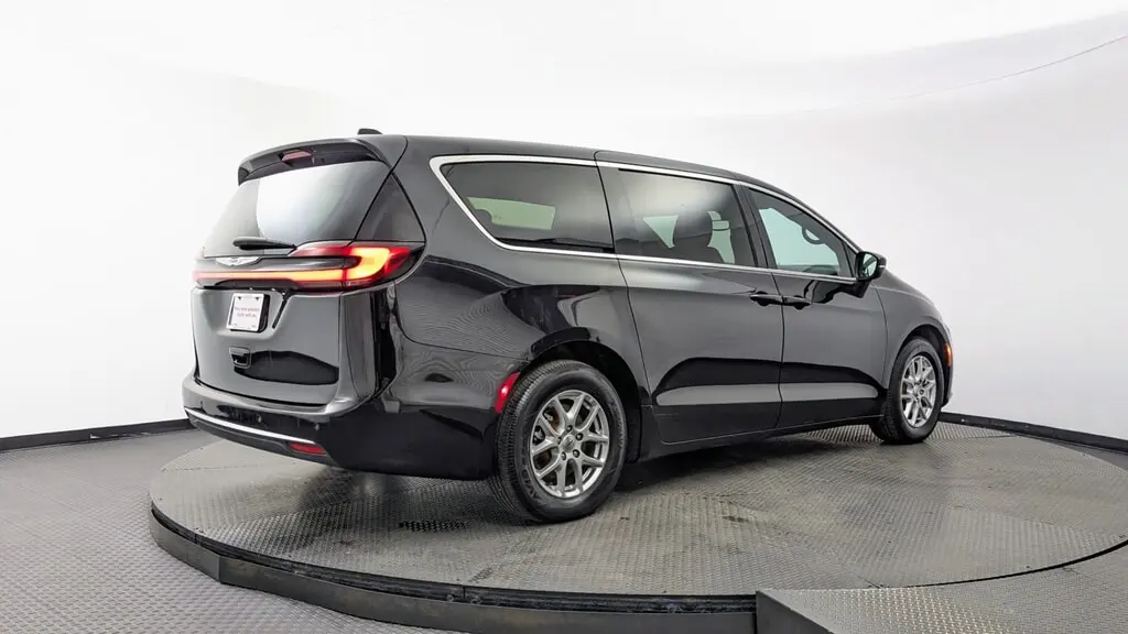 Florida Fine Cars - Used CHRYSLER PACIFICA 2023 MIAMI TOURING