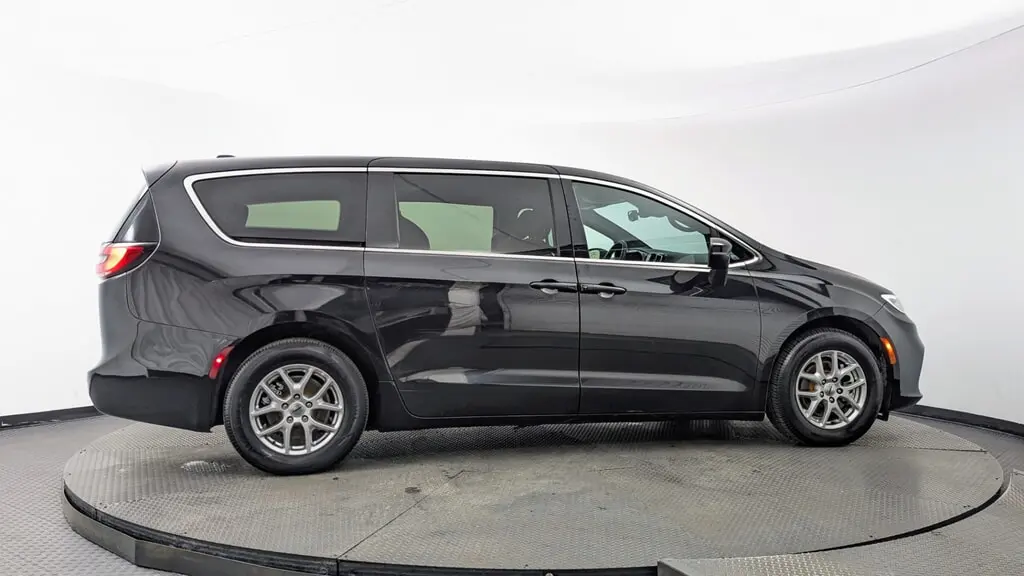 Florida Fine Cars - Used CHRYSLER PACIFICA 2023 MIAMI TOURING