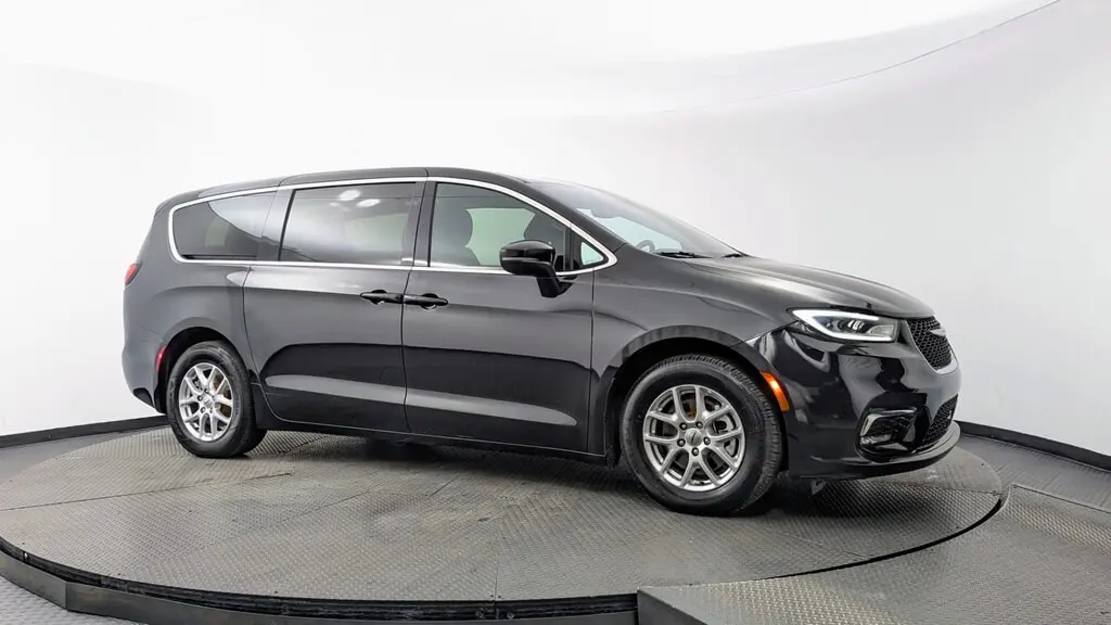 Florida Fine Cars - Used CHRYSLER PACIFICA 2023 MIAMI TOURING