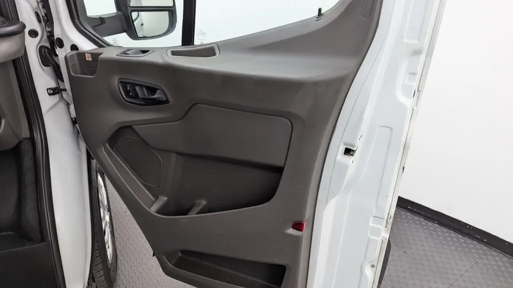 2020 FORD TRANSIT 250 photo 17
