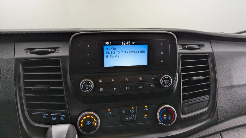 2020 FORD TRANSIT 250 photo 21