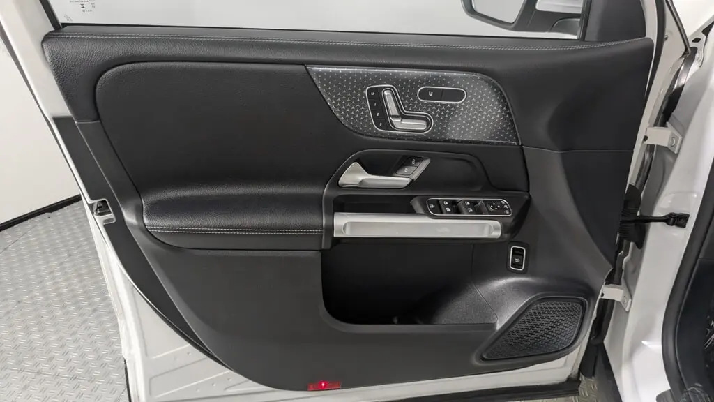 Florida Fine Cars - Used MERCEDES-BENZ GLB 2024 ORLANDO GLB 250