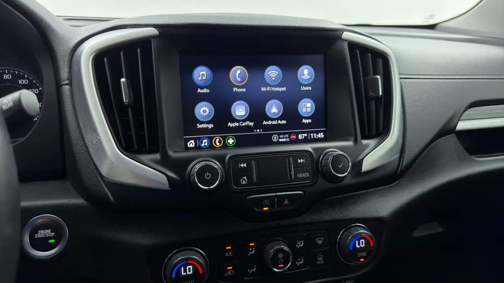2024 GMC TERRAIN SLT photo 26