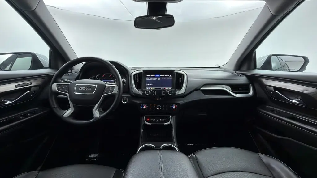 2024 GMC TERRAIN SLT photo 21