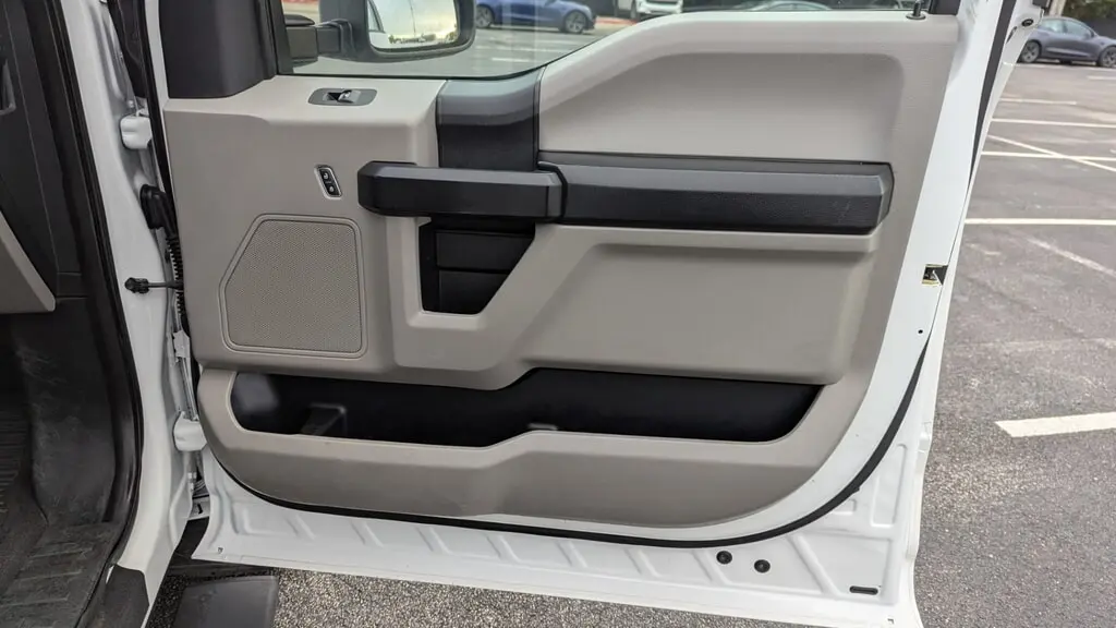 2019 FORD SUPER DUTY F-250 SRW XL photo 21