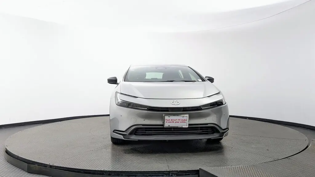 2023 TOYOTA PRIUS LE photo 11