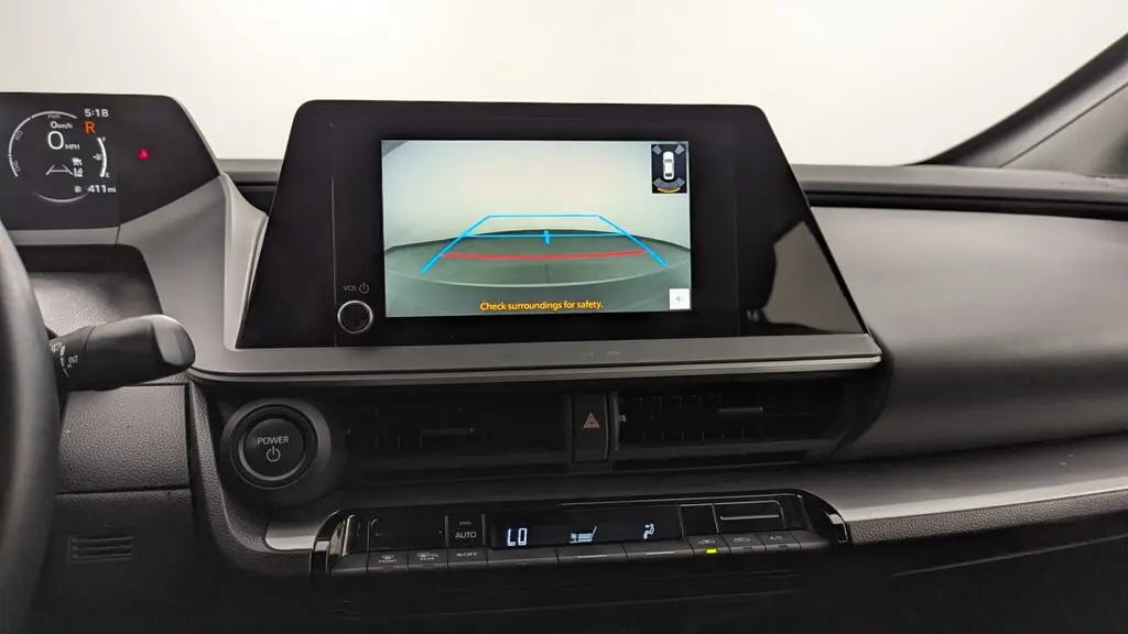 2023 TOYOTA PRIUS LE photo 27