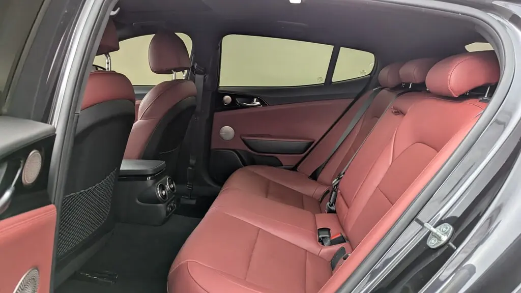 2023 KIA STINGER GT-LINE photo 17