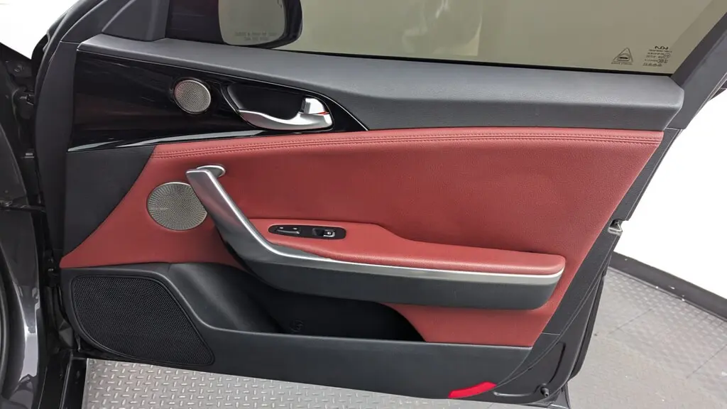 2023 KIA STINGER GT-LINE photo 23