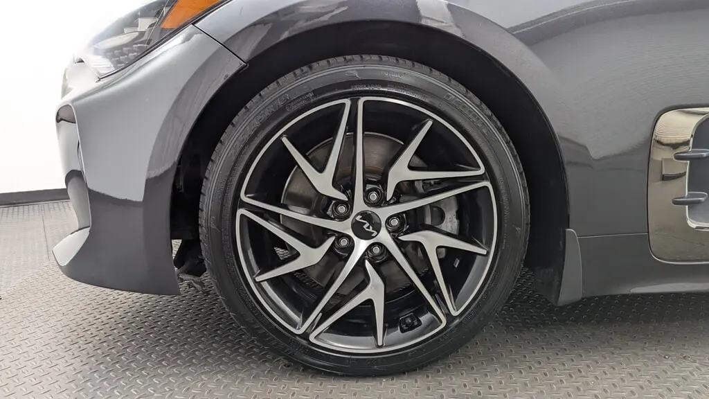 2023 KIA STINGER GT-LINE photo 32