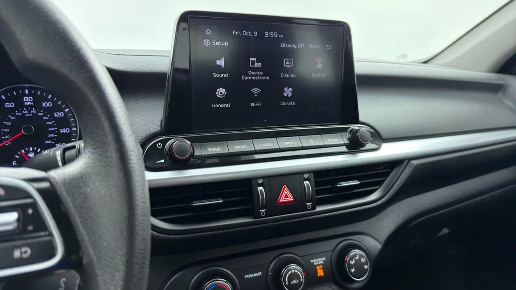 2024 KIA FORTE LX photo 32