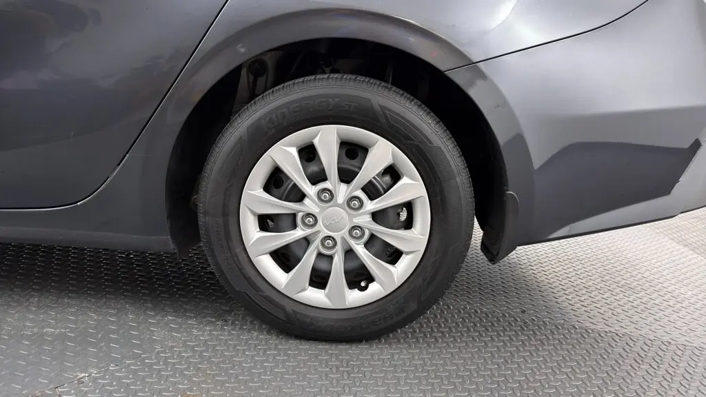 2024 KIA FORTE LX photo 34