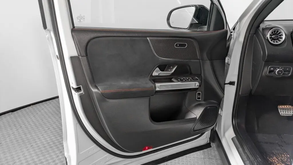 Florida Fine Cars - Used MERCEDES-BENZ GLB 2022 ORLANDO GLB 250
