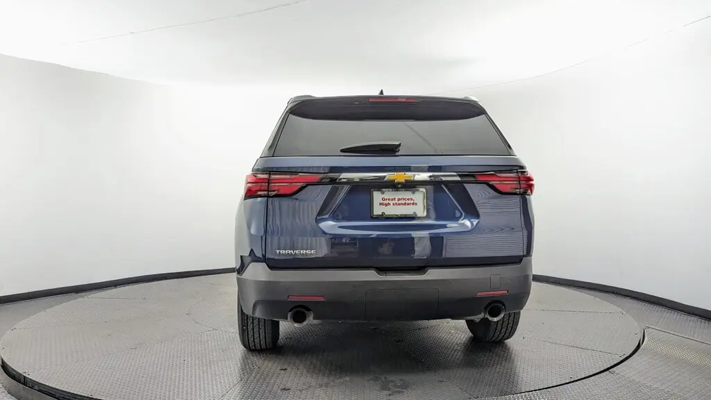 2022 CHEVROLET TRAVERSE LS photo 6