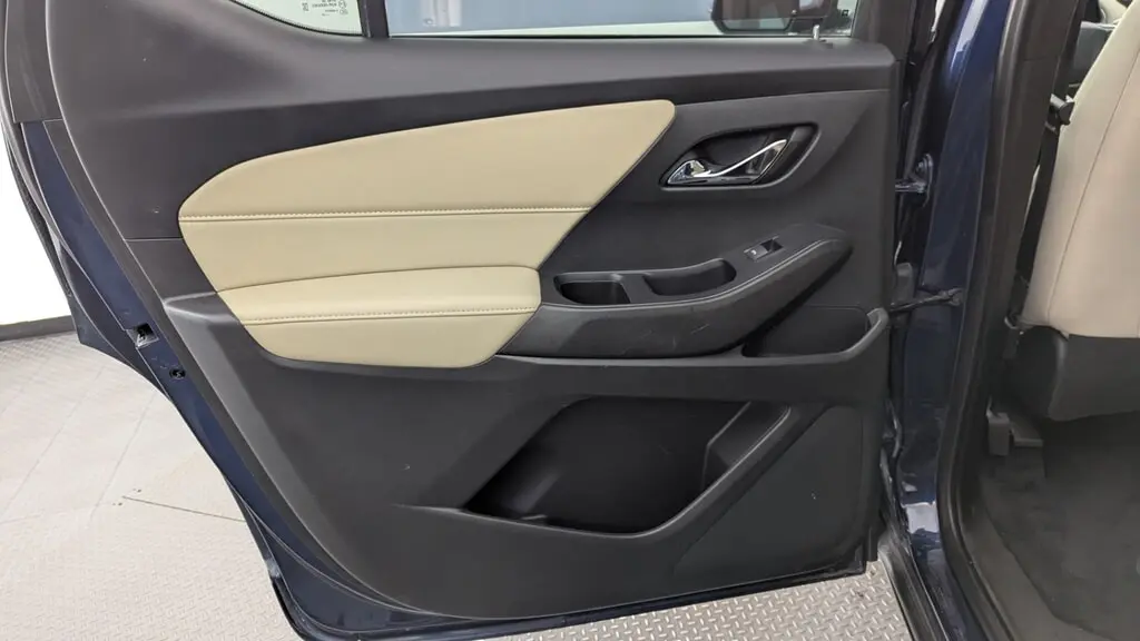 2022 CHEVROLET TRAVERSE LS photo 15