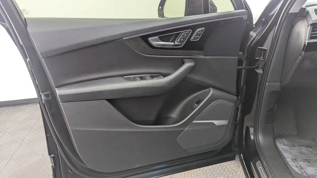 Florida Fine Cars - Used AUDI Q7 2017 MIAMI PRESTIGE