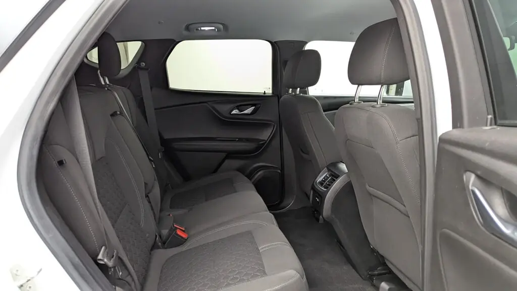 2020 CHEVROLET BLAZER 2LT photo 18