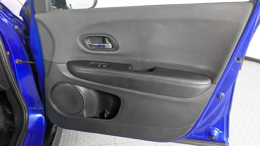 2019 HONDA HR-V SPORT photo 21