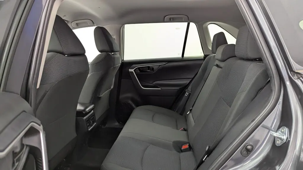 2025 TOYOTA RAV4 LE photo 16
