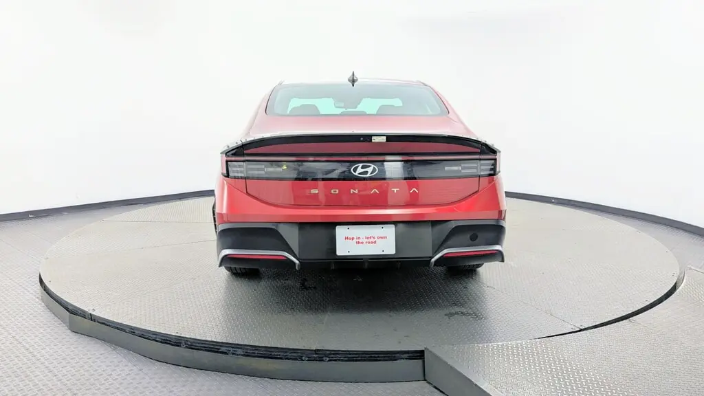 2025 HYUNDAI SONATA SEL photo 6