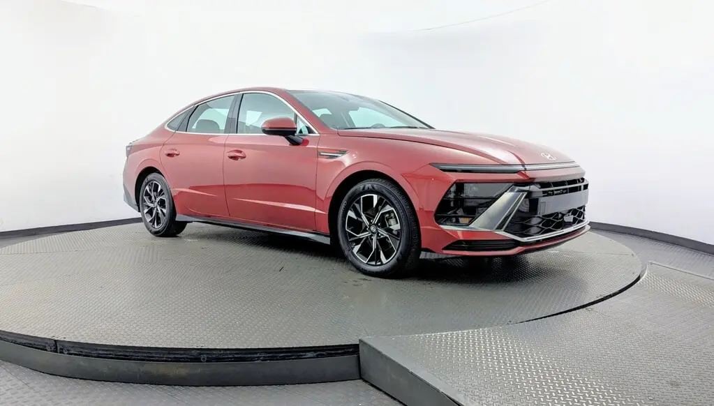 2025 HYUNDAI SONATA SEL photo 10