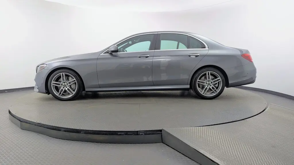2018 MERCEDES-BENZ E-CLASS E 400 4MATIC photo 2