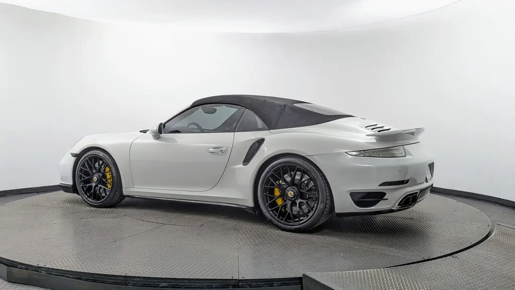 2015 PORSCHE 911 TURBO S photo 28