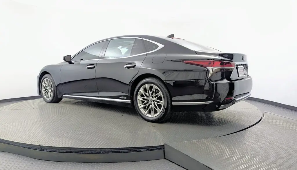 2018 LEXUS LS LS 500H photo 5