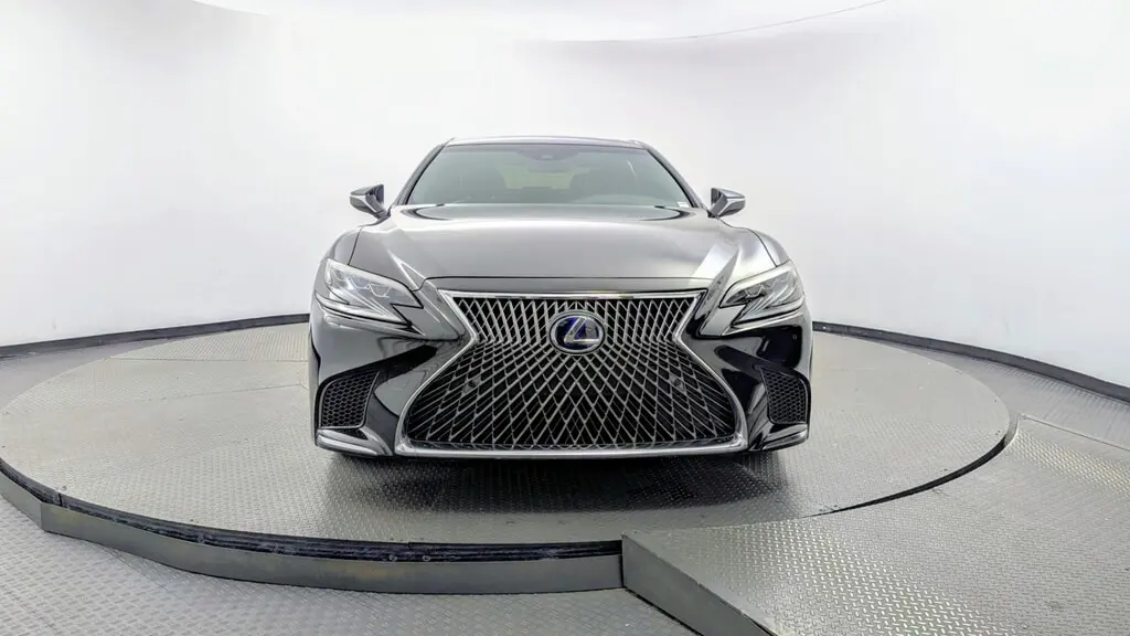2018 LEXUS LS LS 500H photo 11