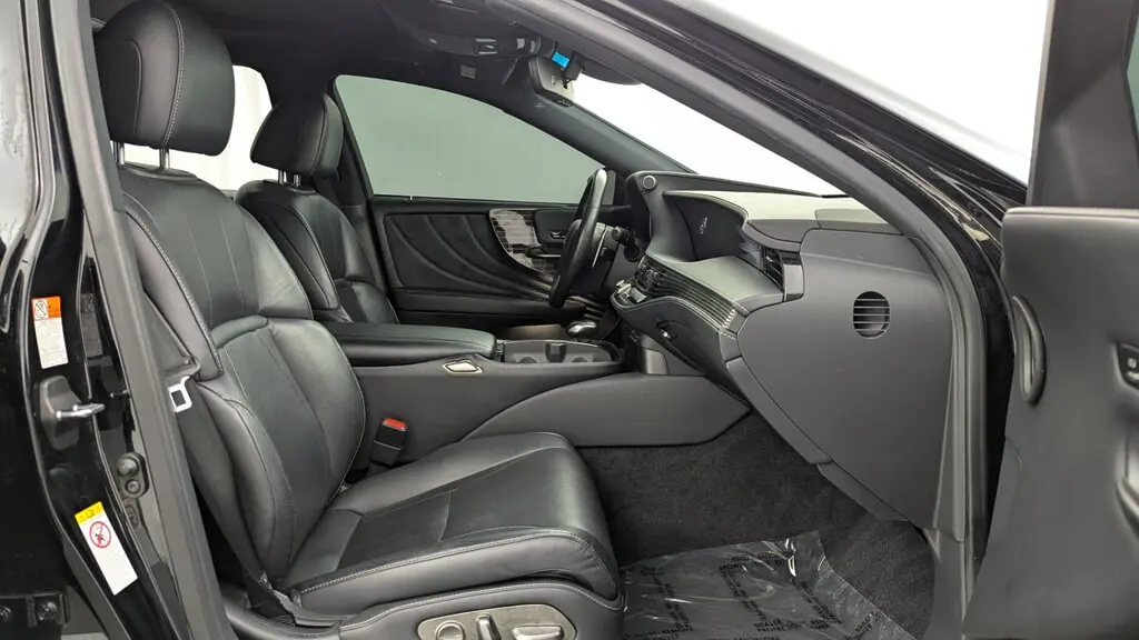 2018 LEXUS LS LS 500H photo 20