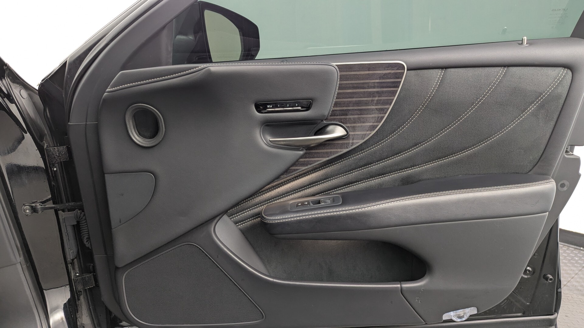 Florida Fine Cars - Used vehicle - SEDAN LEXUS LS 2018